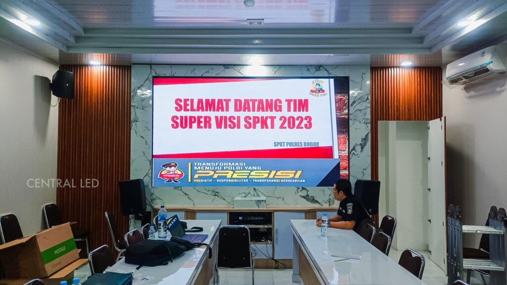 Fix Instalasi Videotron Indoor p1.83 ukuran 288 x 160 di Polres Bogor