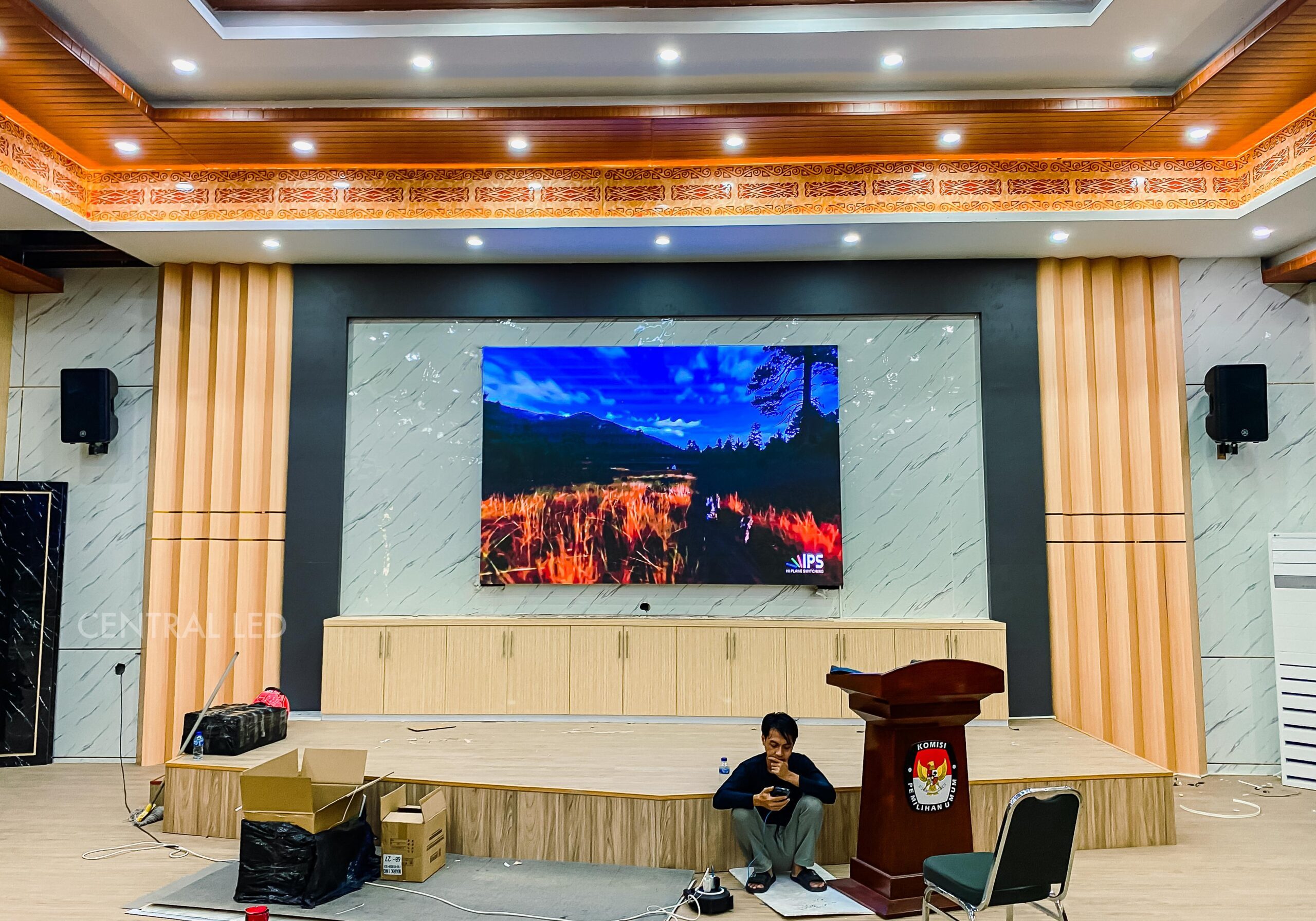 Fix Instalasi Videotron Indoor P2.5 di KPU Manokwari Papua Barat