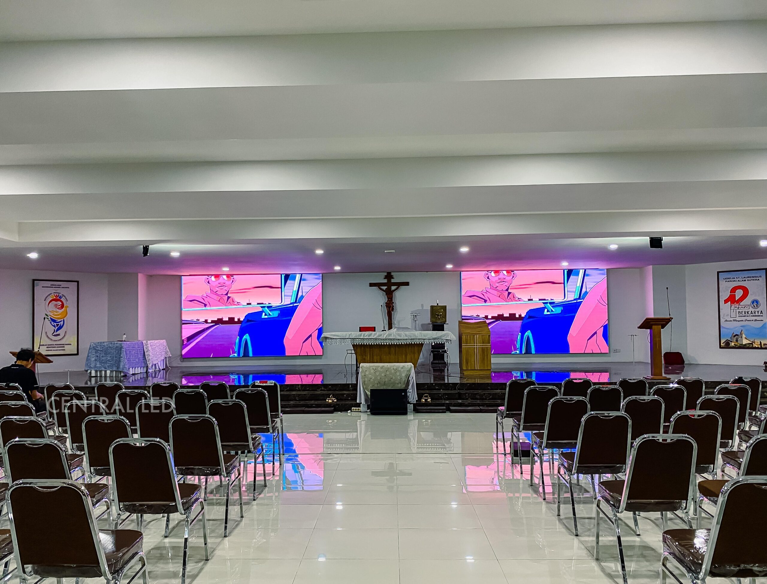 Instalasi Videotron Indoor di Gereja Gading Serpong
