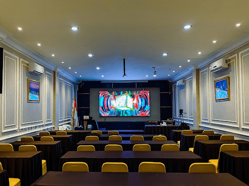 Instalasi Videotron Indoor P2.5 di Graha Malika