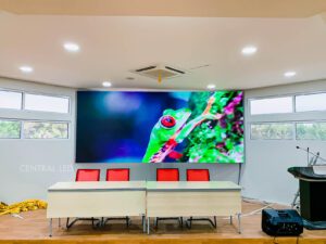FIX Instalasi Videotron P2.5 Indoor | uk 448 x192| 3840 Hz | High Refresh Rate | di UIN Serang