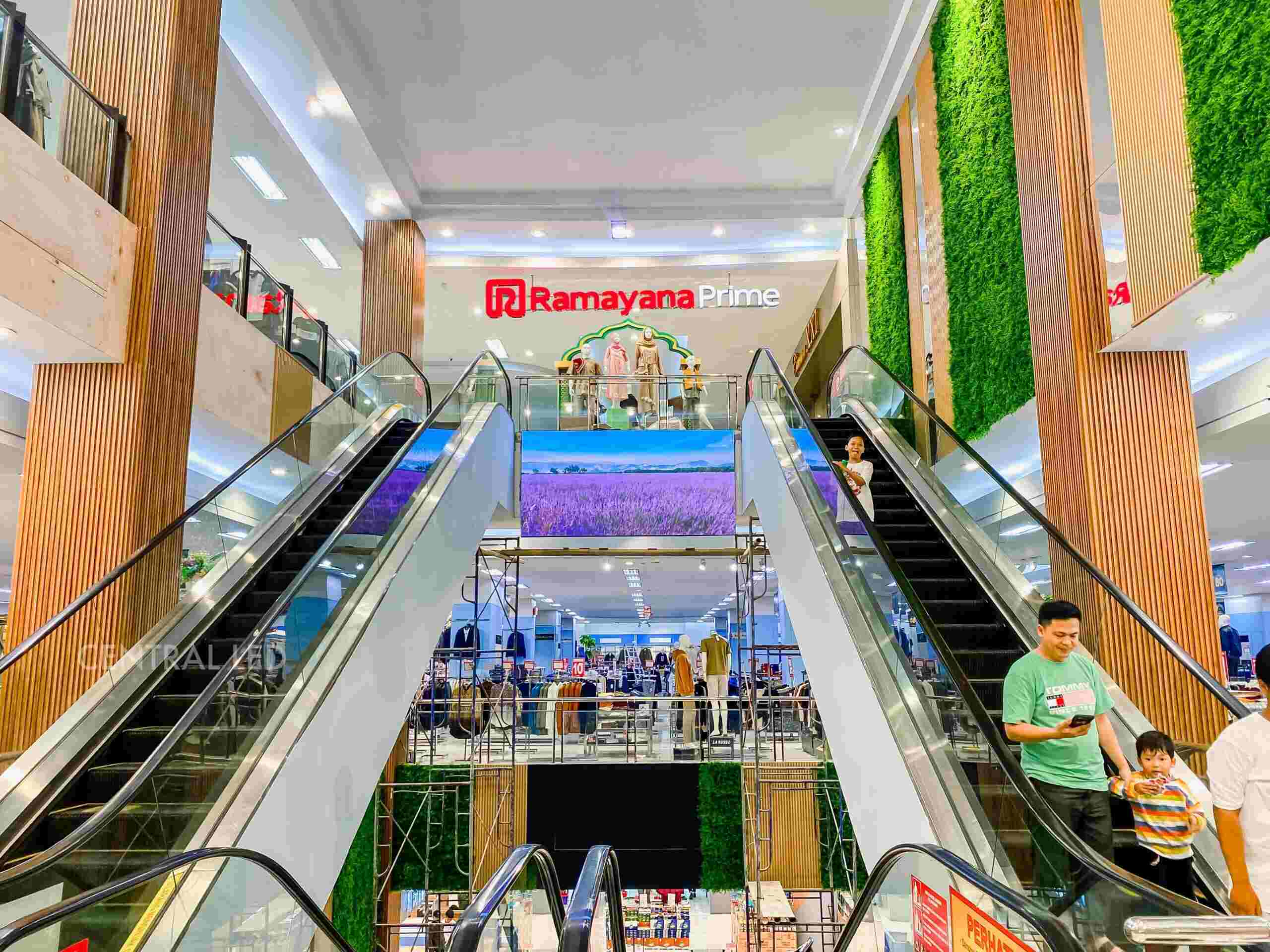 Instalasi Videotron Indoor di Ramayana Garut