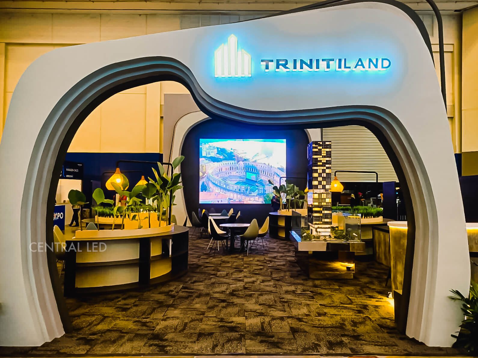 Rental Videotron di Trinitiland ICE BSD