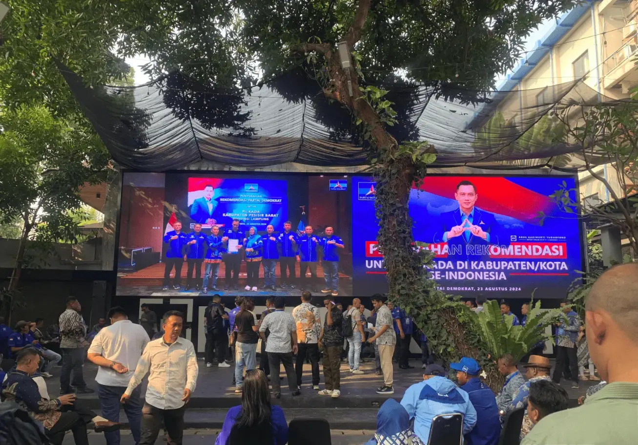 Contoh pengaplikasian videotron PTA 6000 series