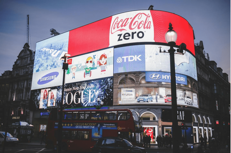 Paket Sewa Videotron Central LED- Tersedia untuk Event Indoor & Outdoor